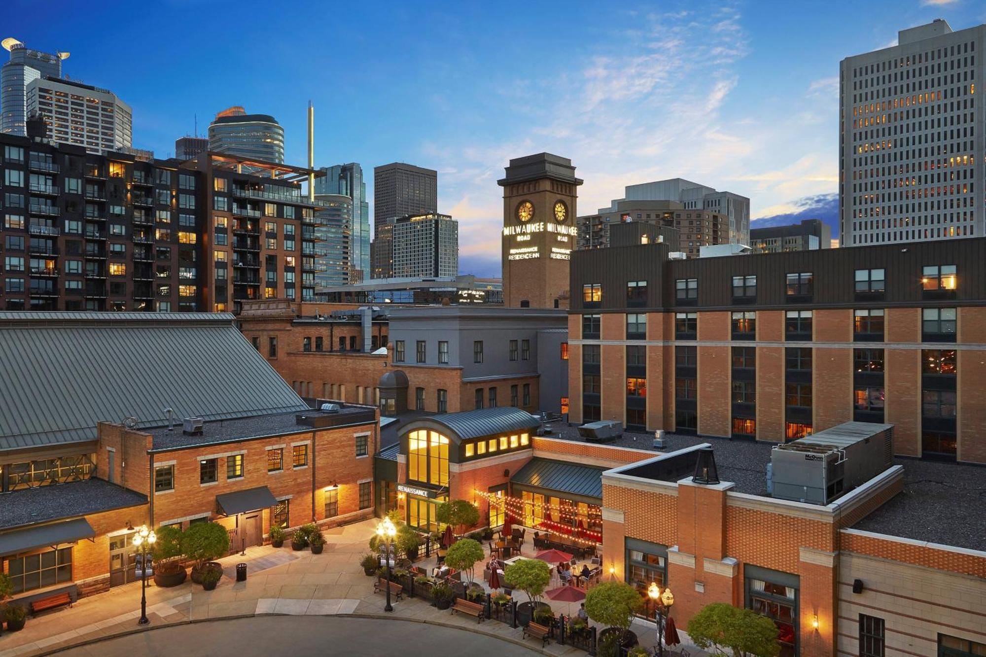 Renaissance Minneapolis Hotel, The Depot Exterior photo